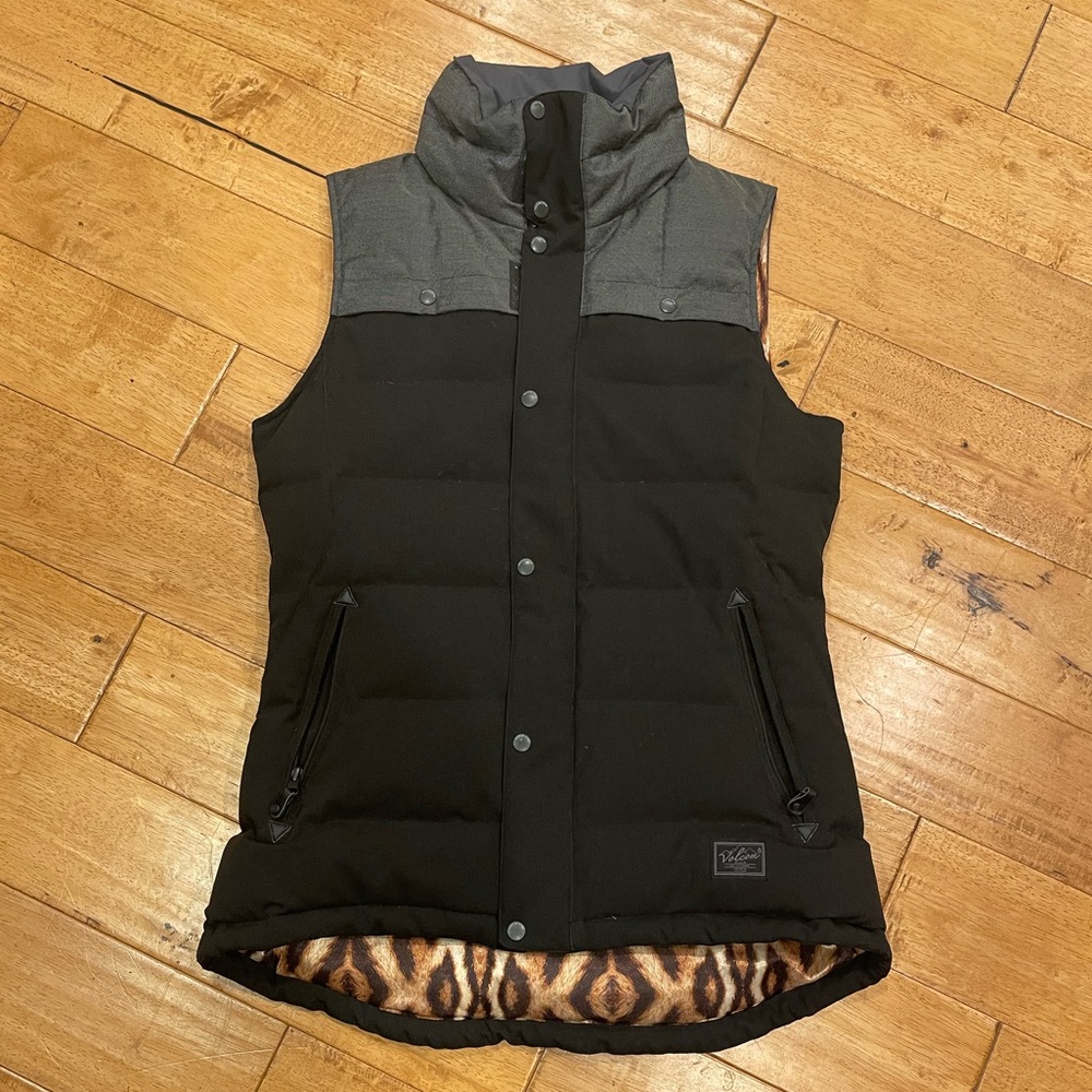 Volcom Heart Down Vest - L